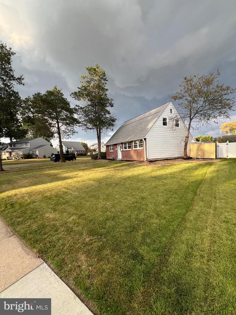 810 Quince Lane photo 3