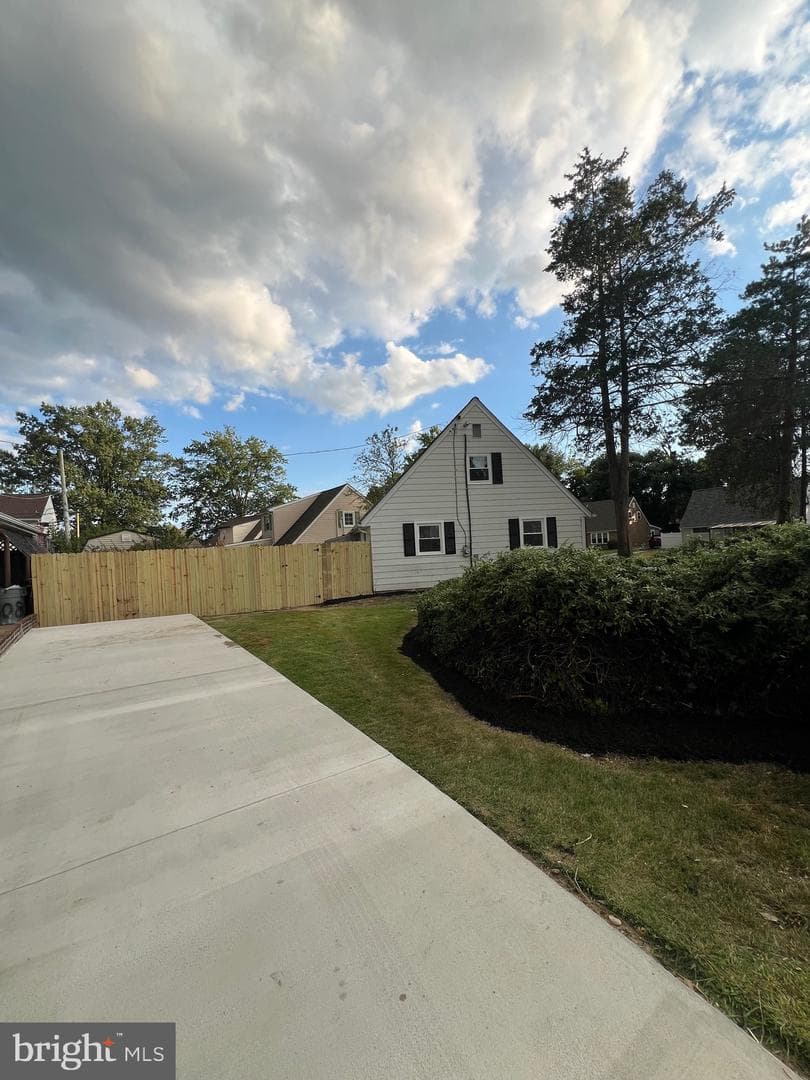 810 Quince Lane photo 4