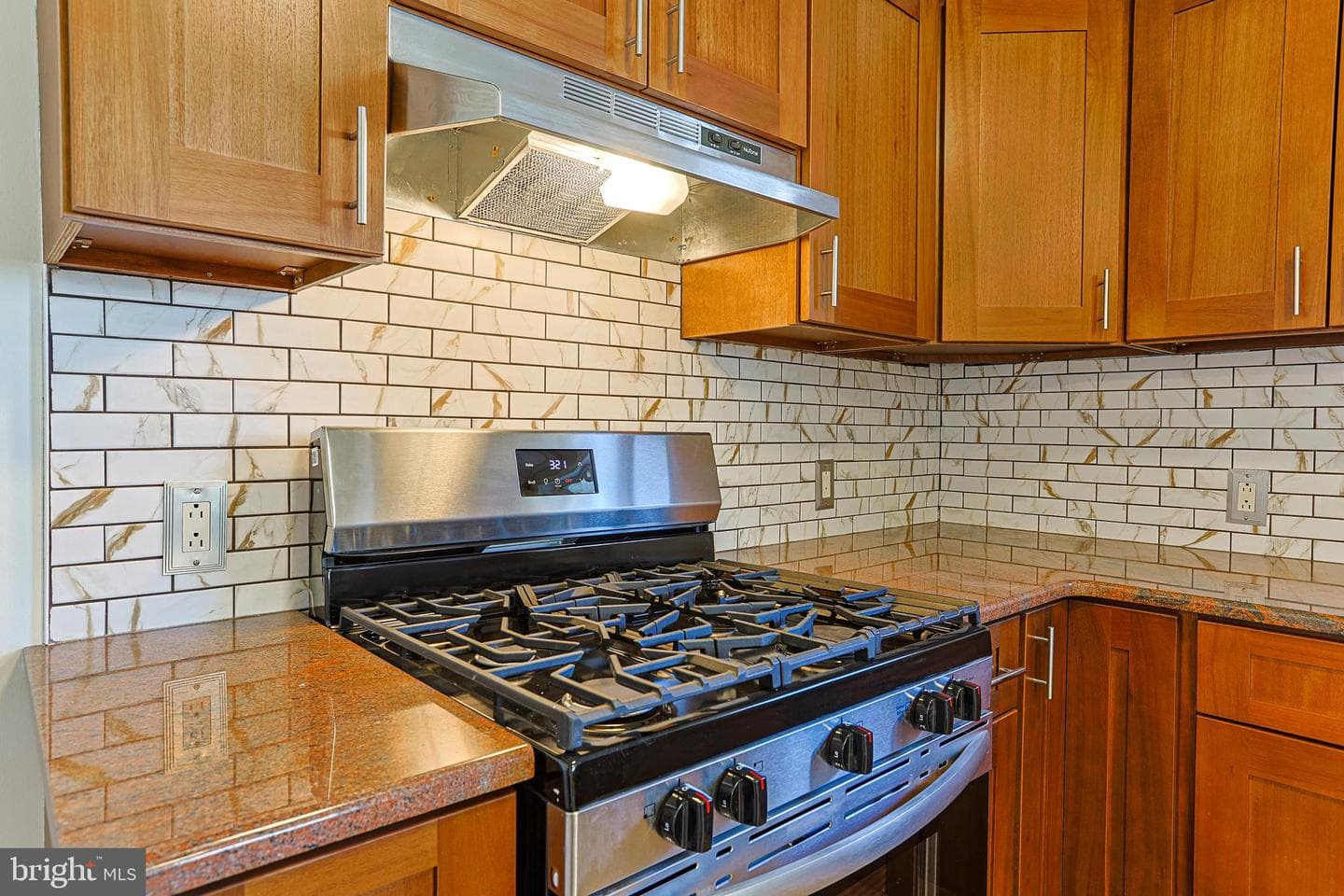 349 S Springfield Road photo 4