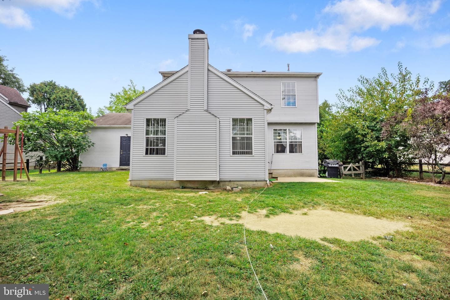 107 Romaine Way photo 34