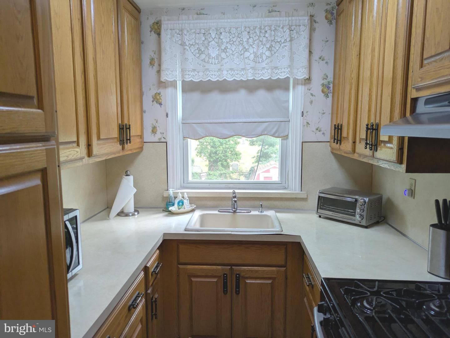 2328 Highland Avenue photo 15