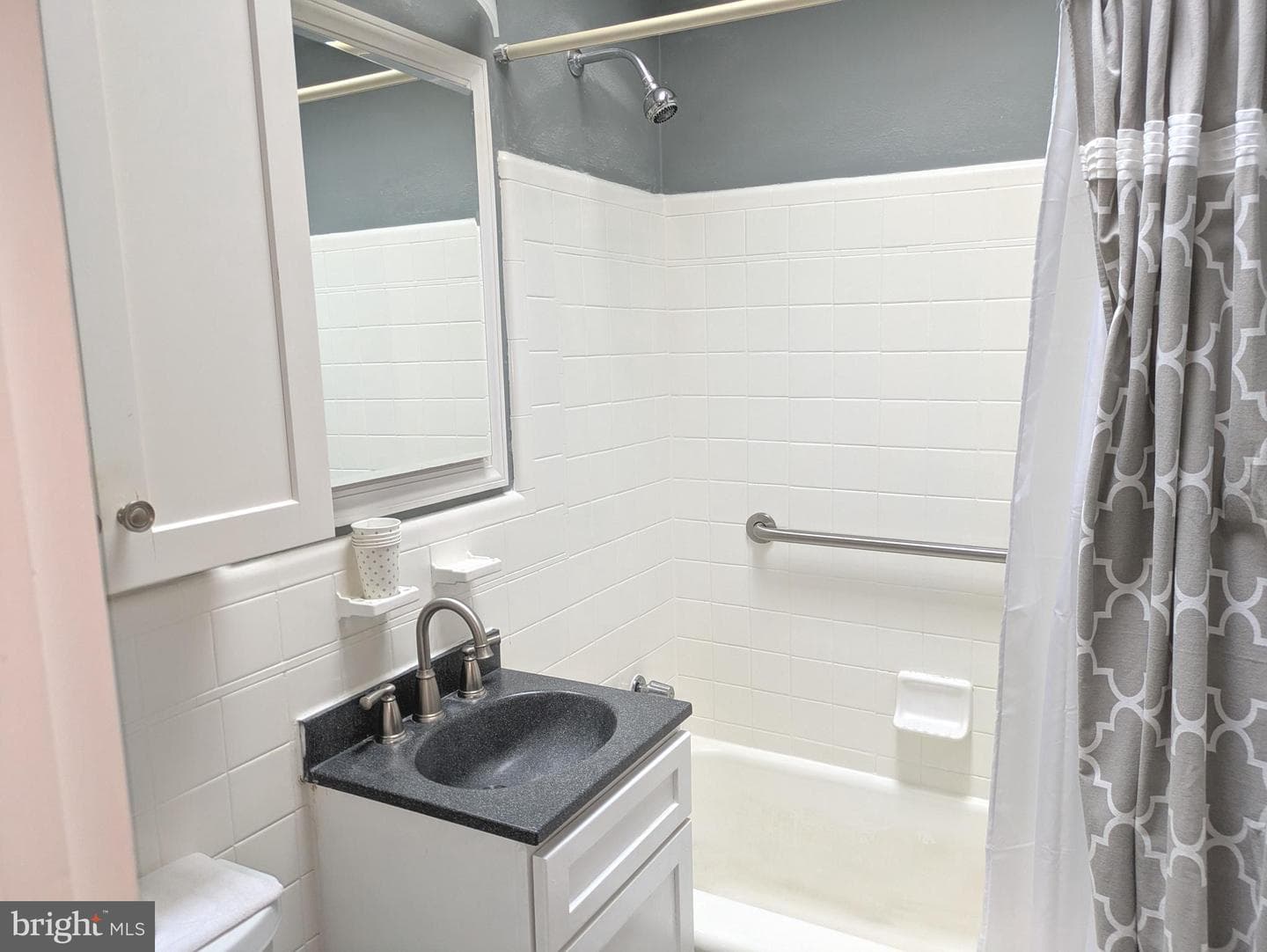 2328 Highland Avenue photo 17