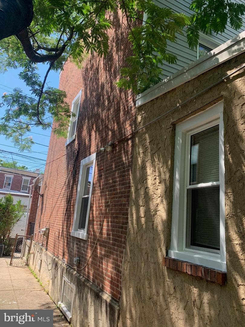 209 S 5th Street photo 6