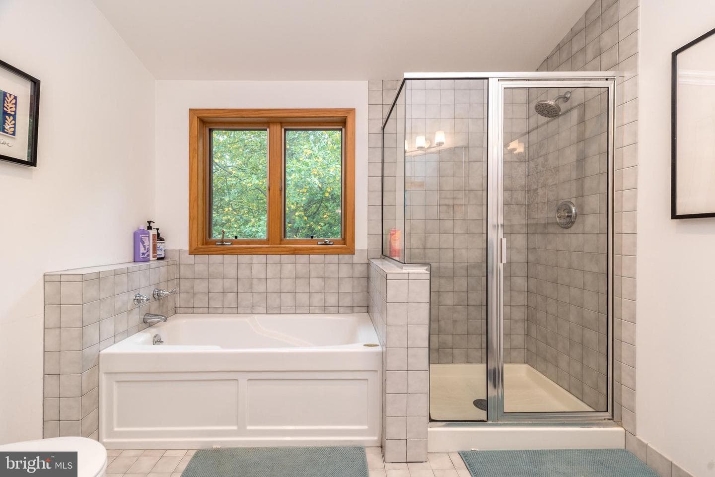44 Yale Avenue photo 35