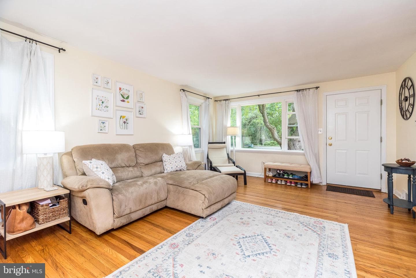 44 Yale Avenue photo 9