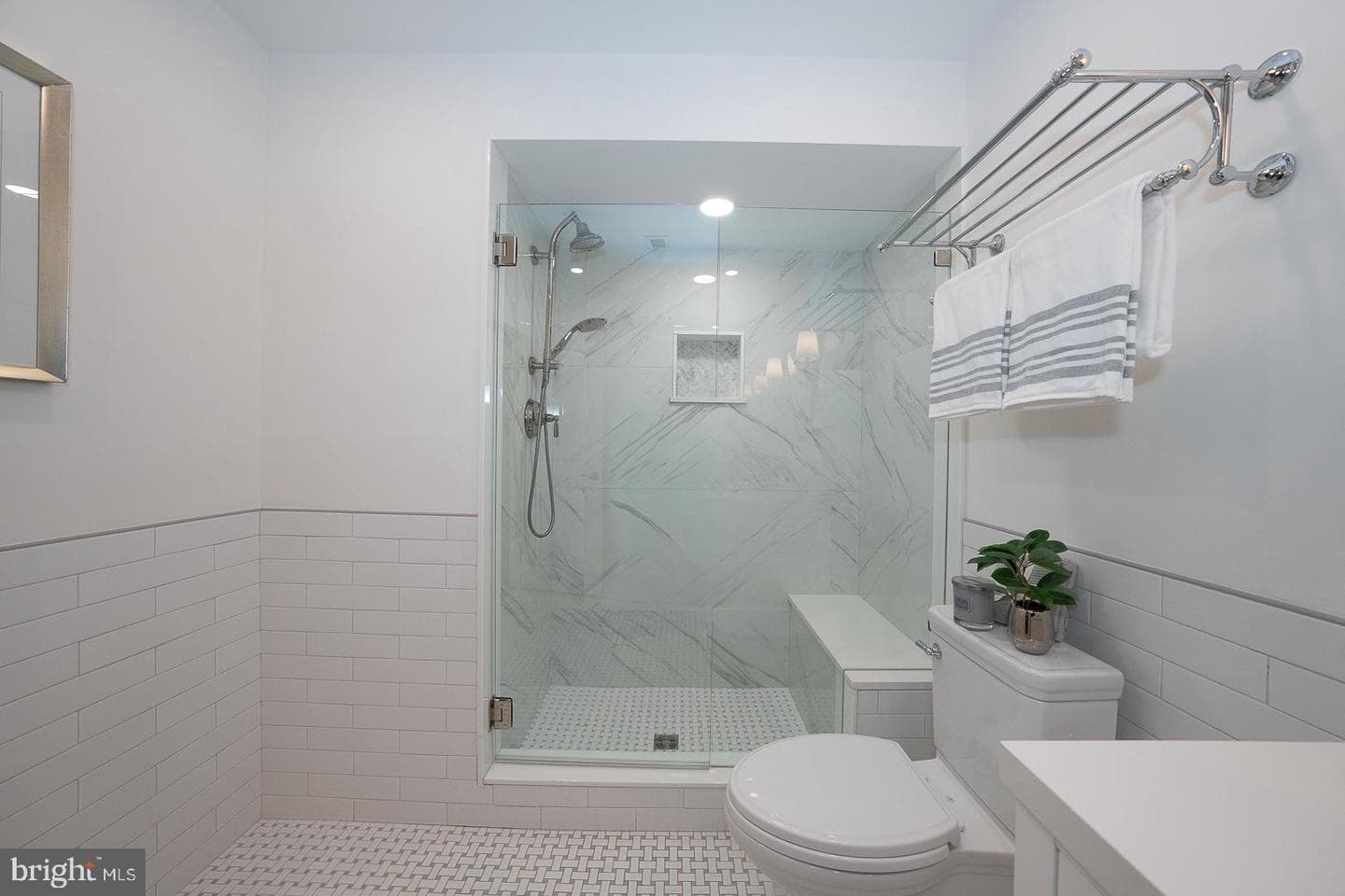 257 W Chelsea Circle photo 26