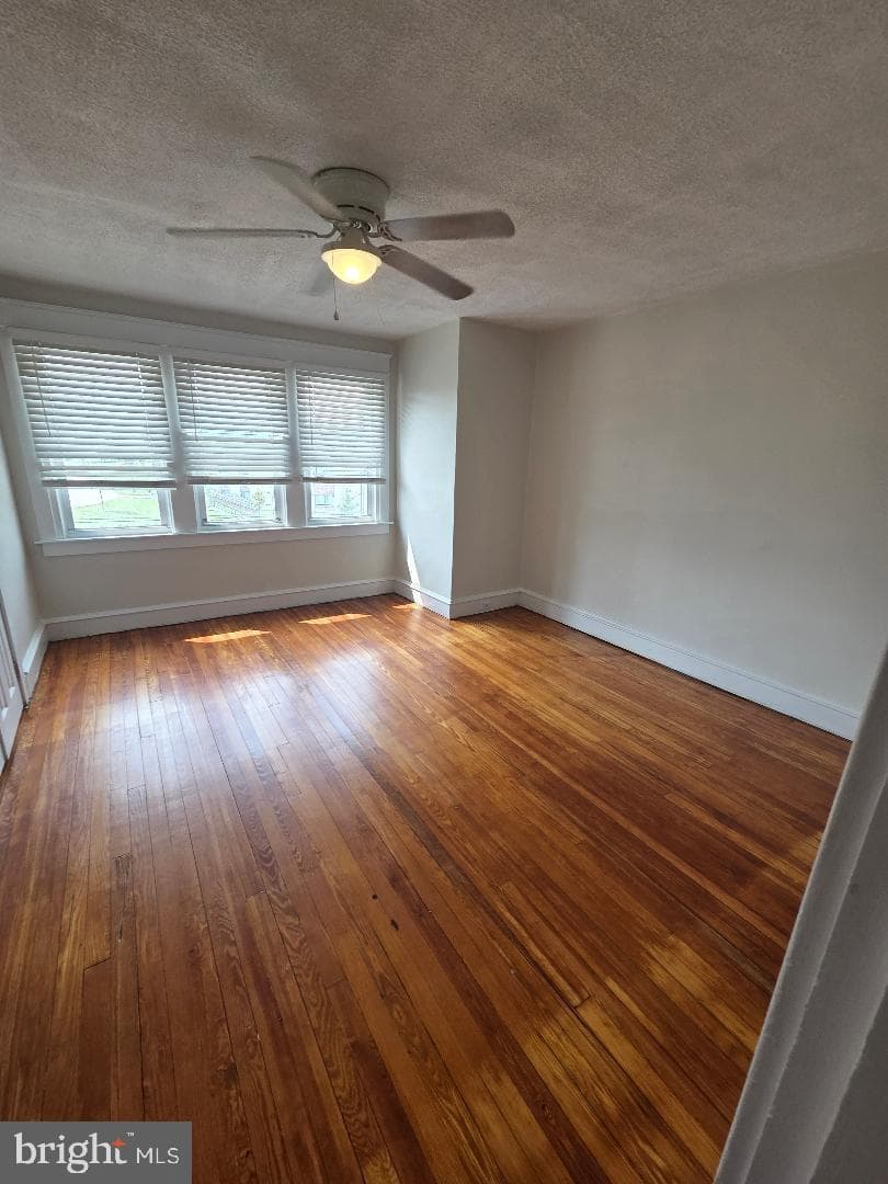 1447 Lawrence Road photo 5