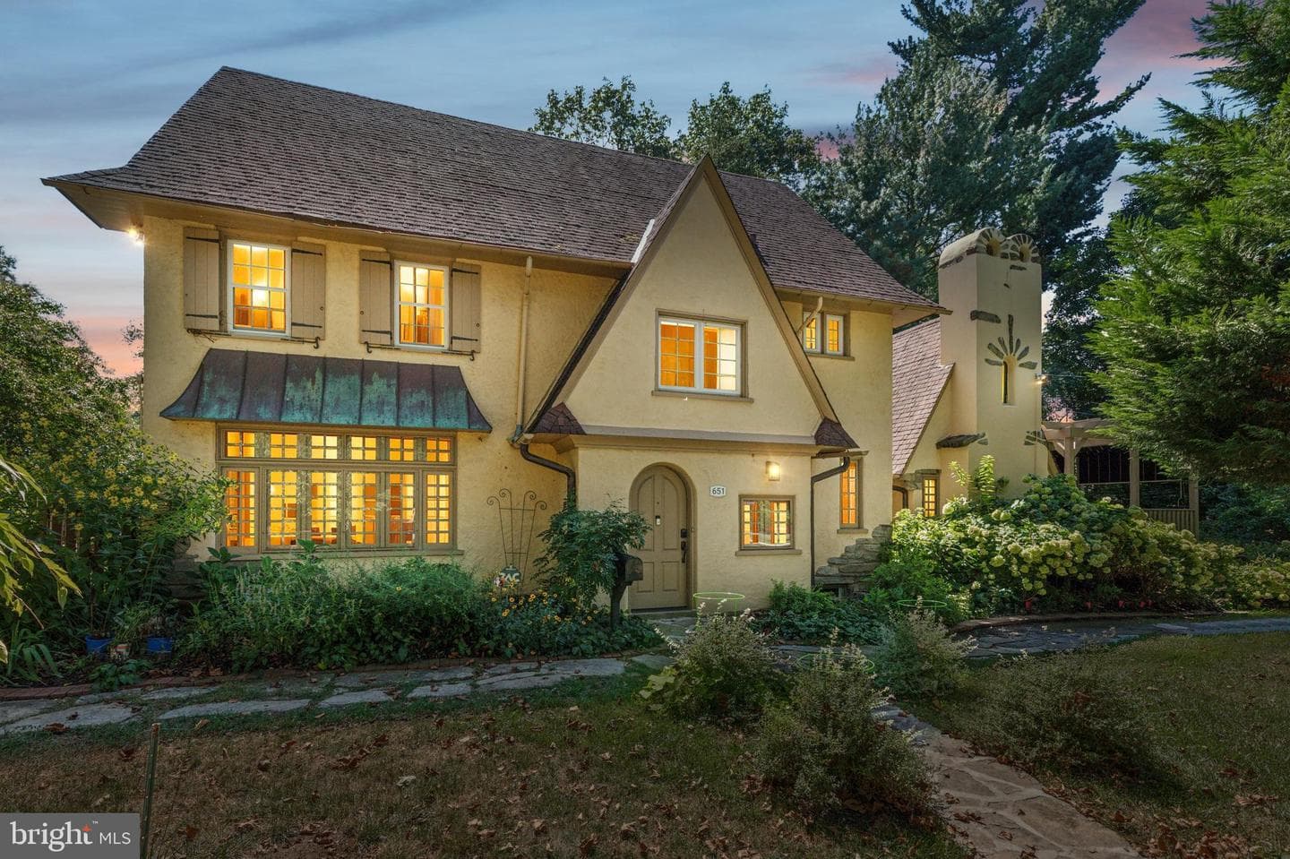 651 N Chester Road photo 2
