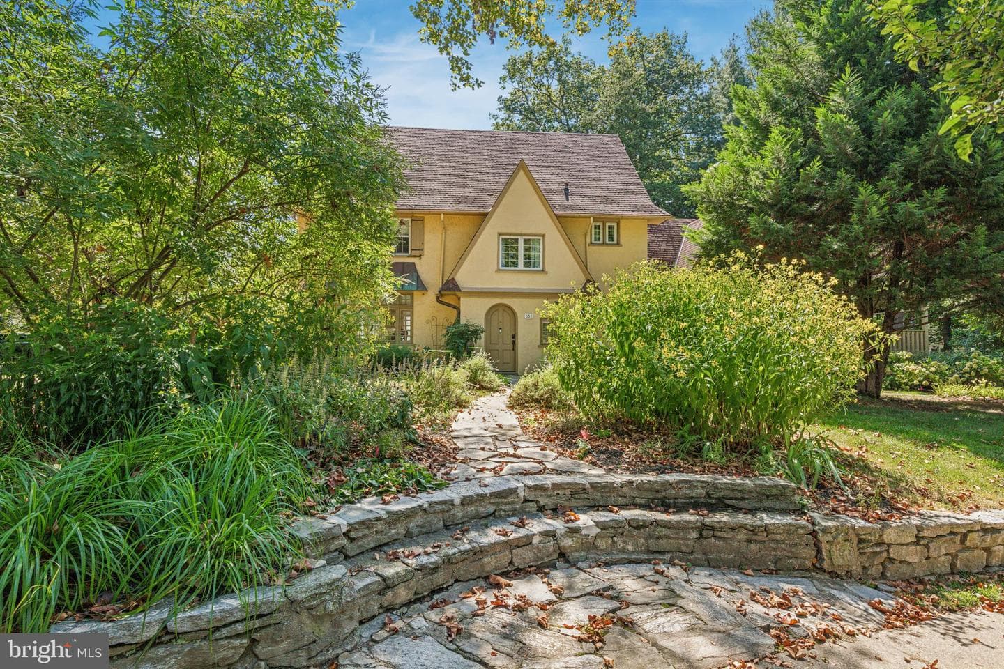 651 N Chester Road photo 3