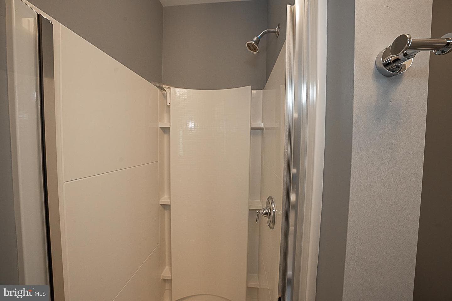 105 W Franklin Street photo 38