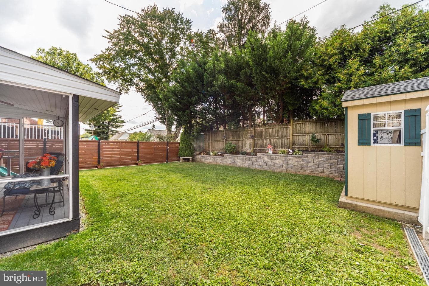 816 Addingham Avenue photo 38