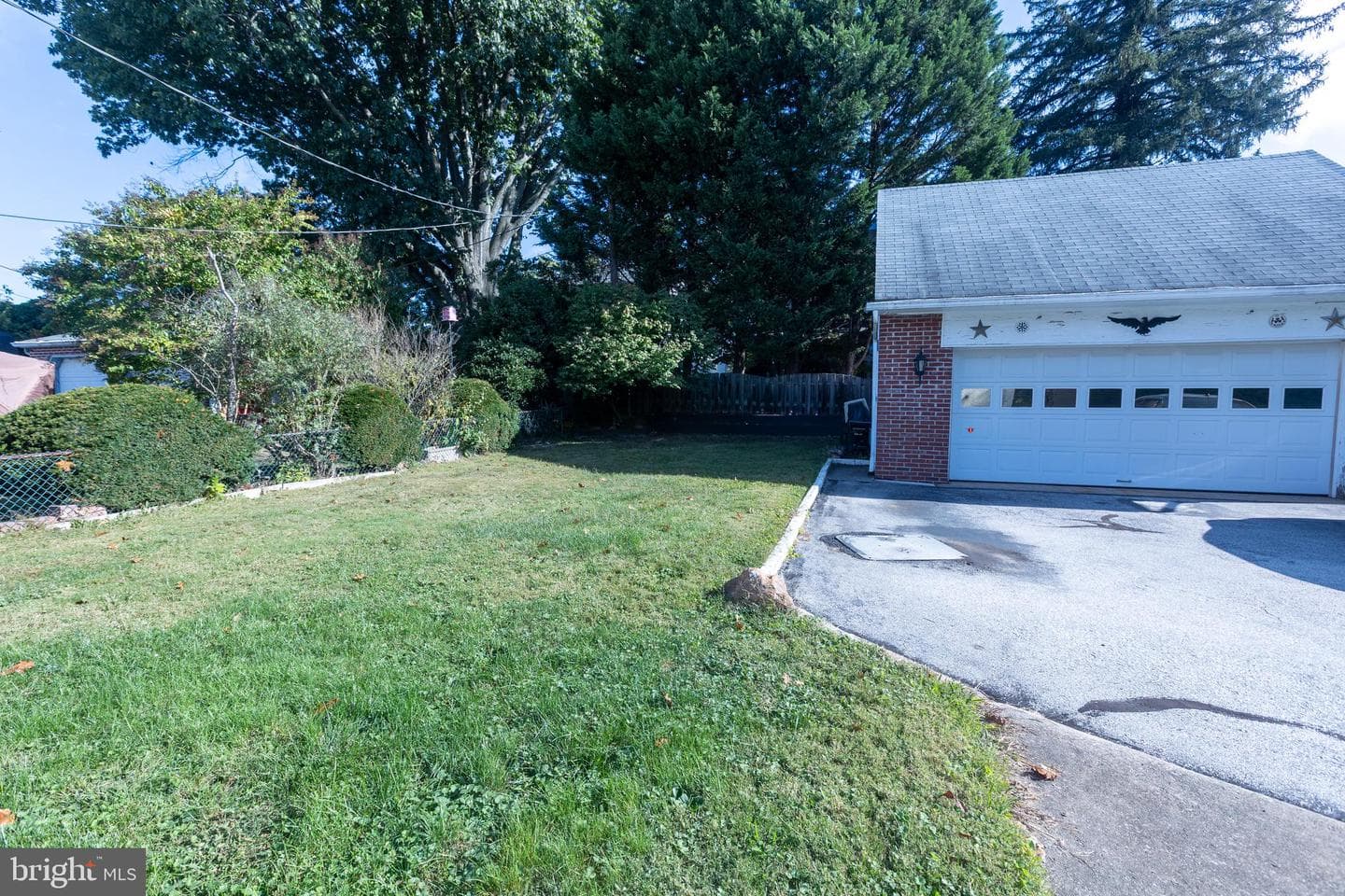 2409 Belmont Avenue photo 25