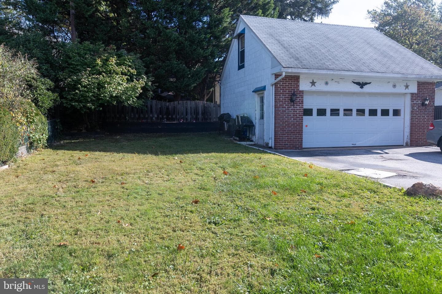 2409 Belmont Avenue photo 26