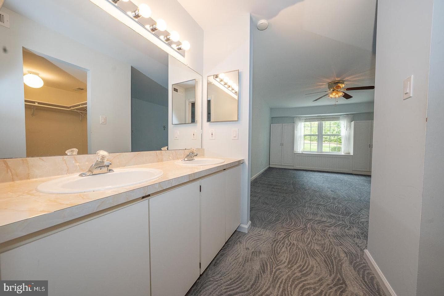 325 Danbury Lane #325 photo 27