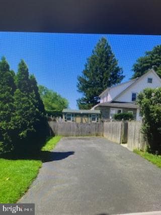 222 E Providence Road photo 7