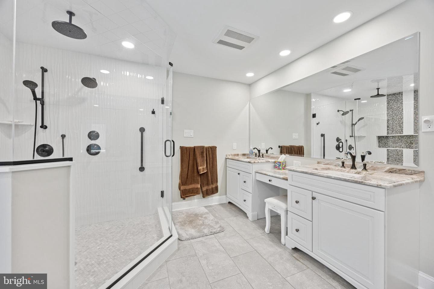 22 Bennetts Lane photo 22
