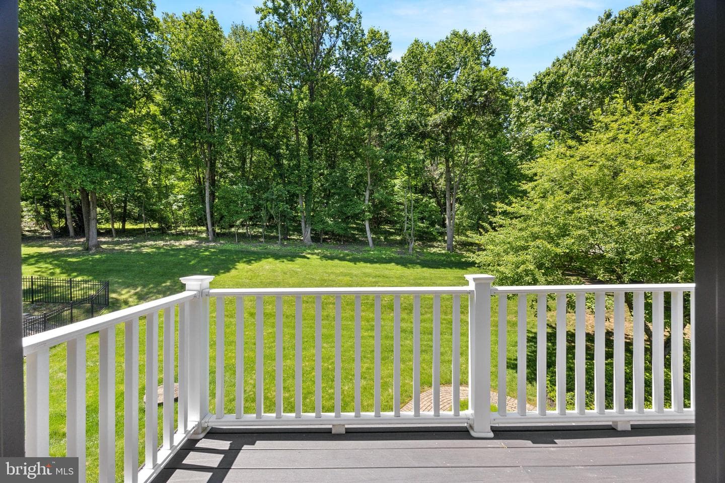 22 Bennetts Lane photo 23