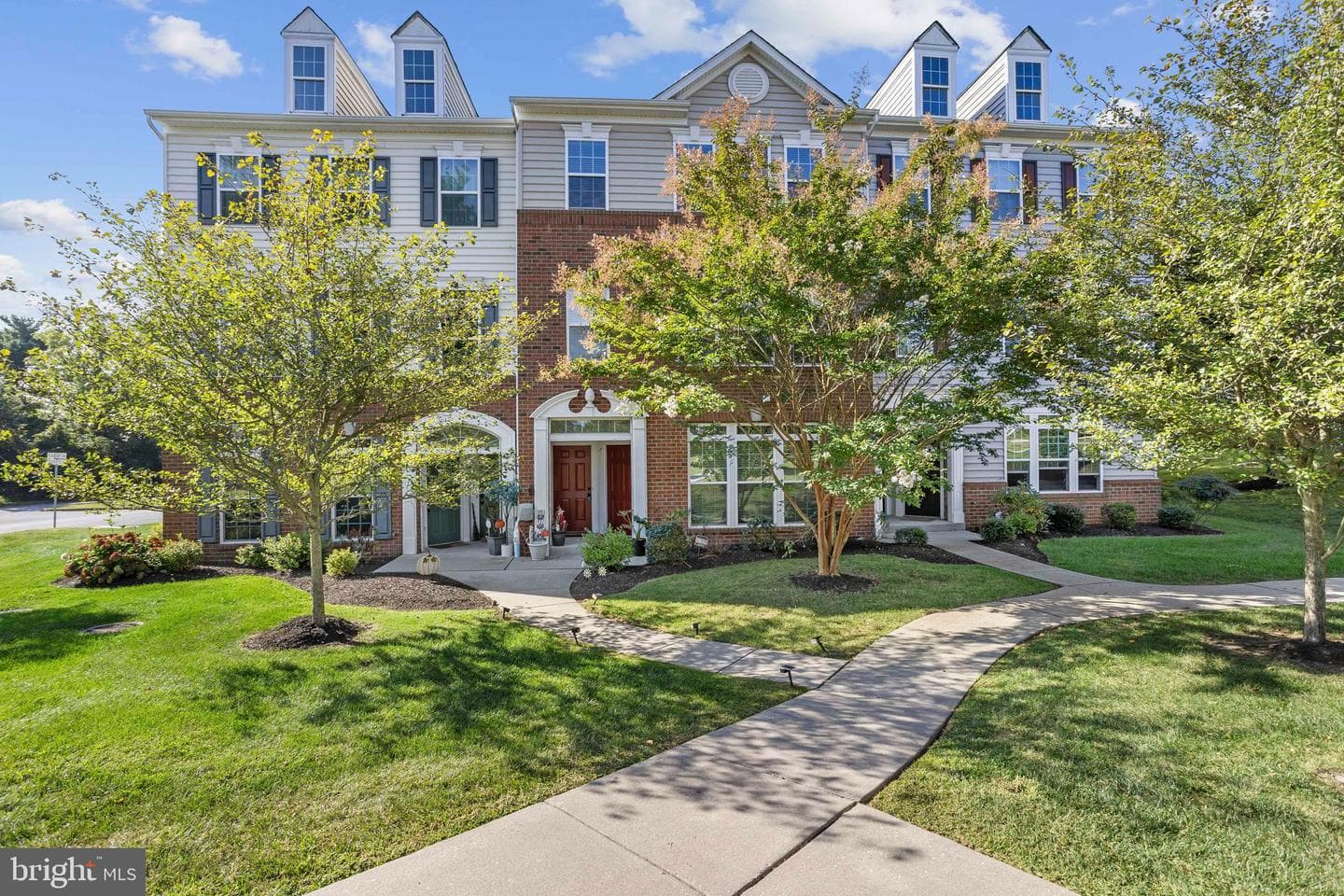 5 Eagle Lane photo 1