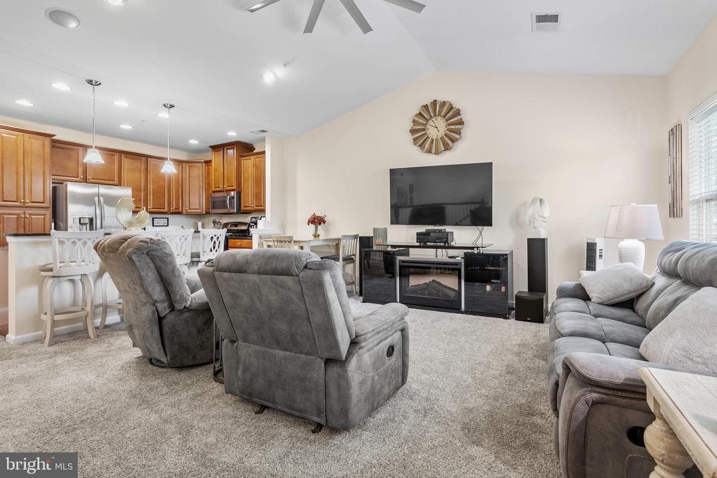 5 Eagle Lane photo 4