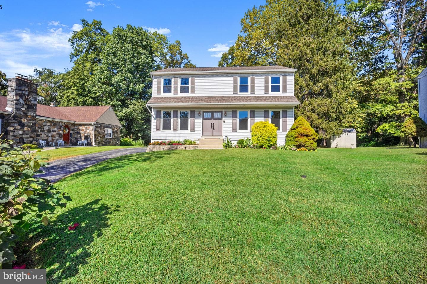 1415 6th Avenue photo 1