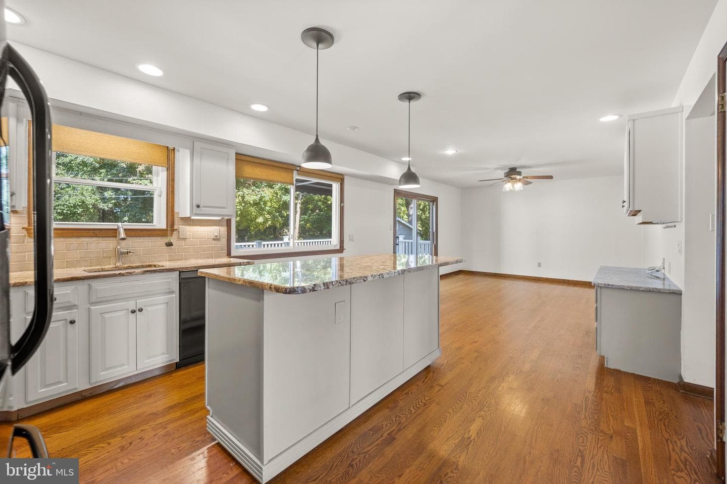 1415 6th Avenue photo 14