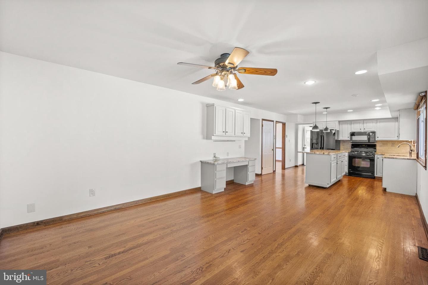 1415 6th Avenue photo 17