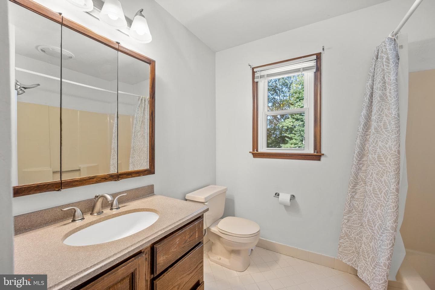 1415 6th Avenue photo 29