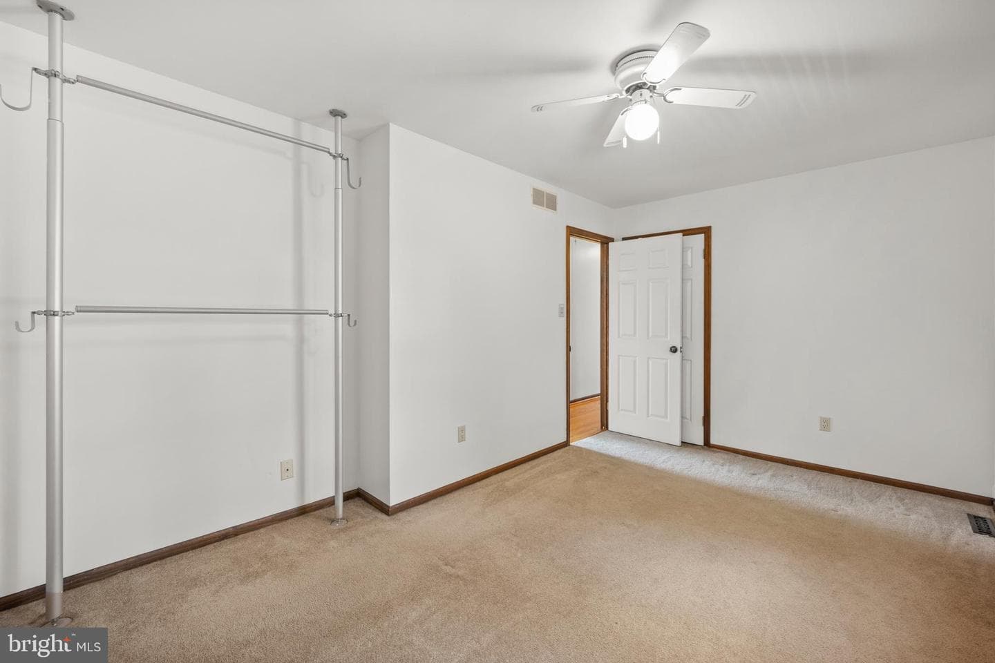 1415 6th Avenue photo 34