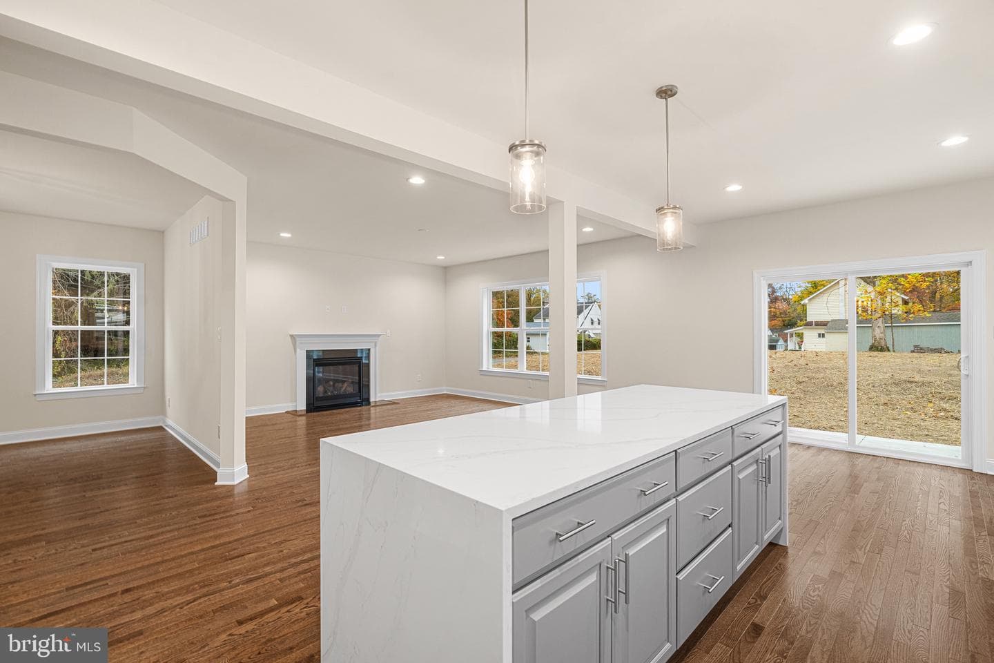 10 Claremont Boulevard photo 17