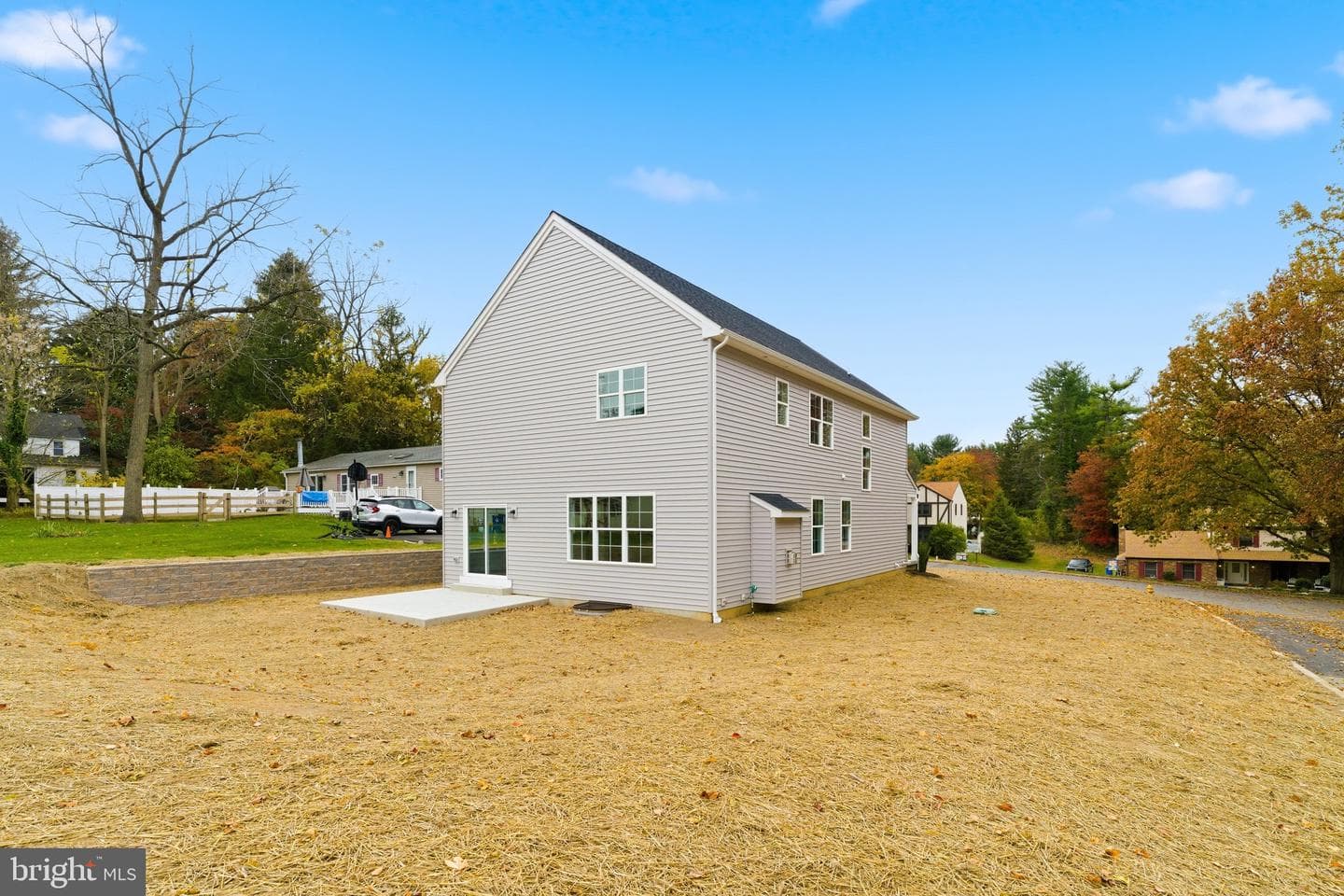 10 Claremont Boulevard photo 49