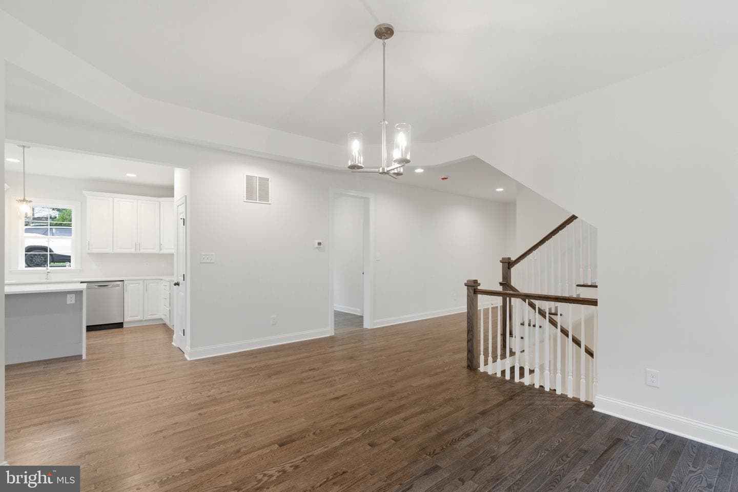 12 Claremont Boulevard photo 12