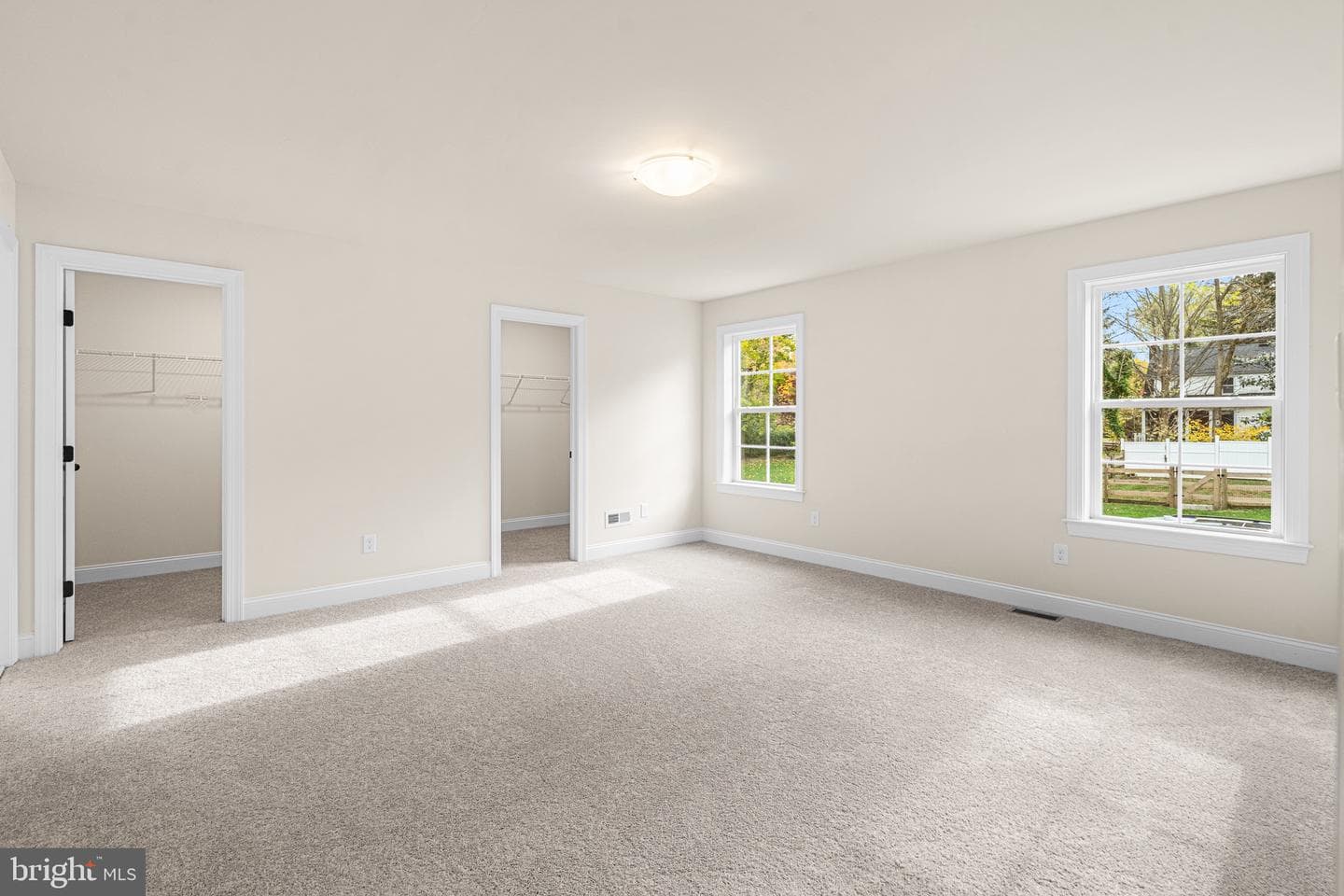 12 Claremont Boulevard photo 29