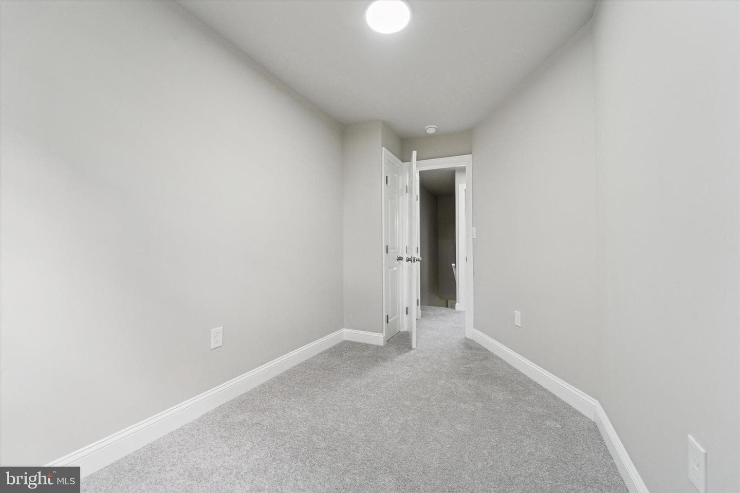 6858 Clover Lane photo 22