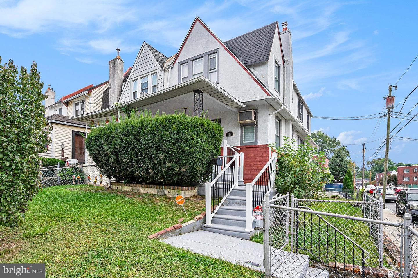 162 E Essex Avenue photo 4