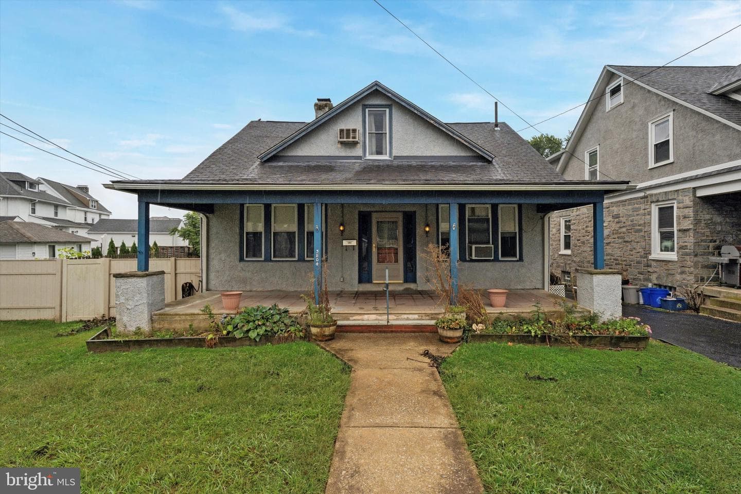 3804 Rosemont Avenue photo 2