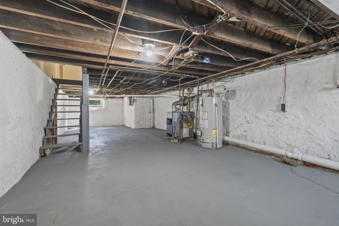 1213 W 9th Street photo 23