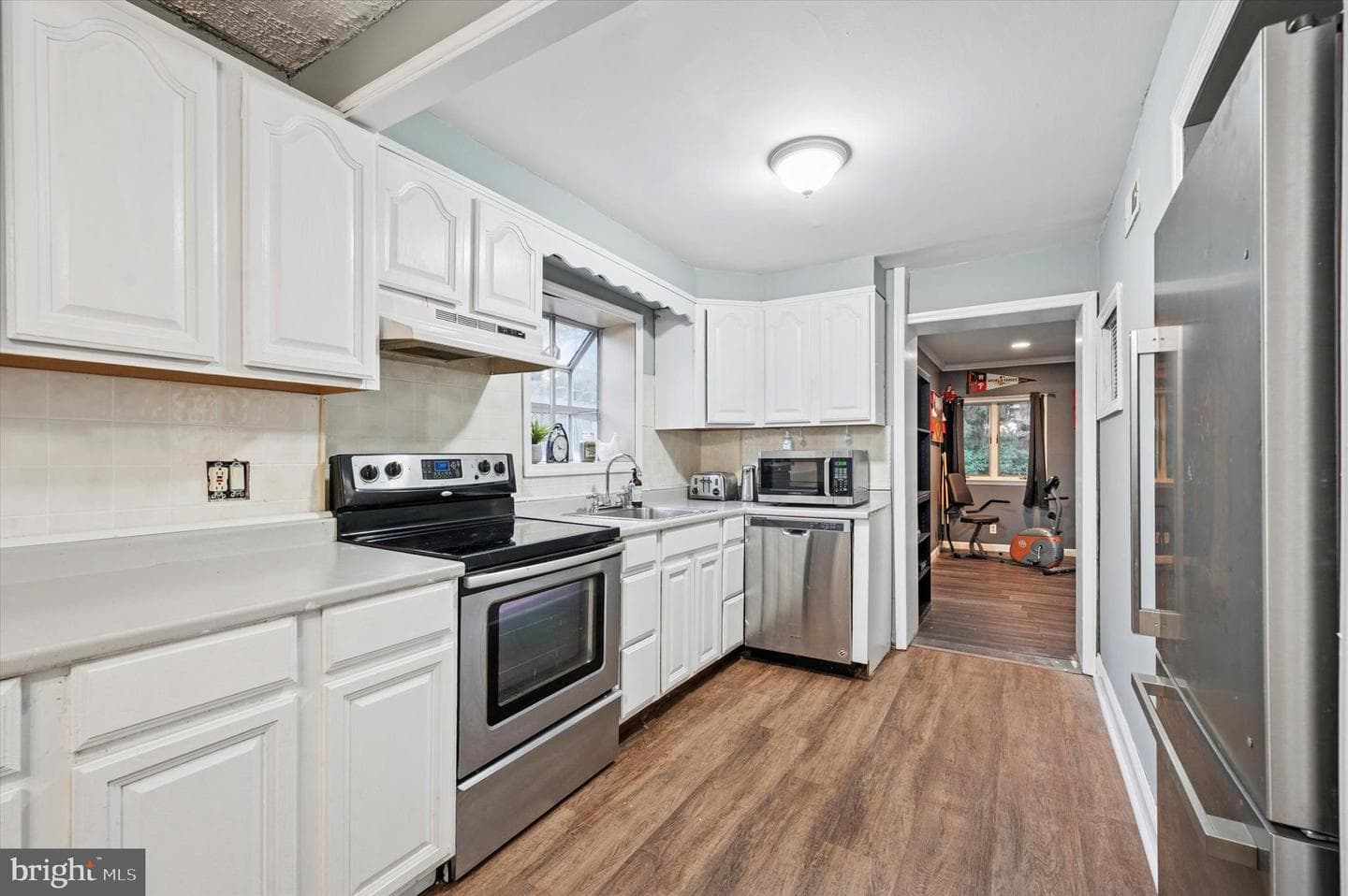 2379 Mole Road photo 10
