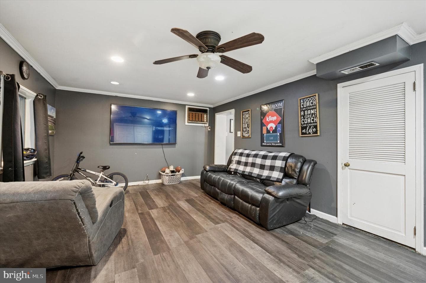 2379 Mole Road photo 14