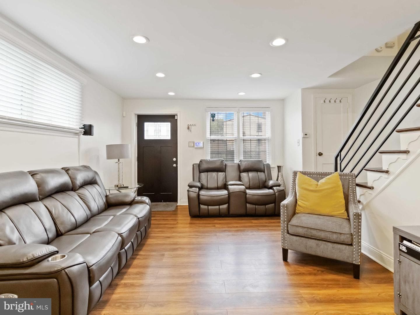 1008 Springfield photo 11