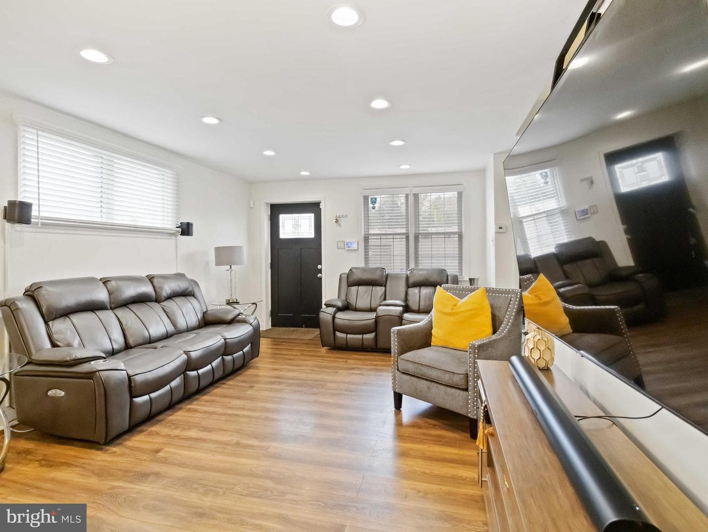1008 Springfield photo 14