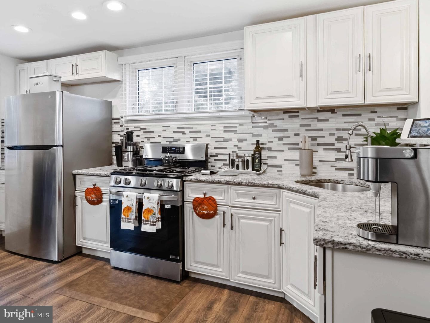 1008 Springfield photo 19