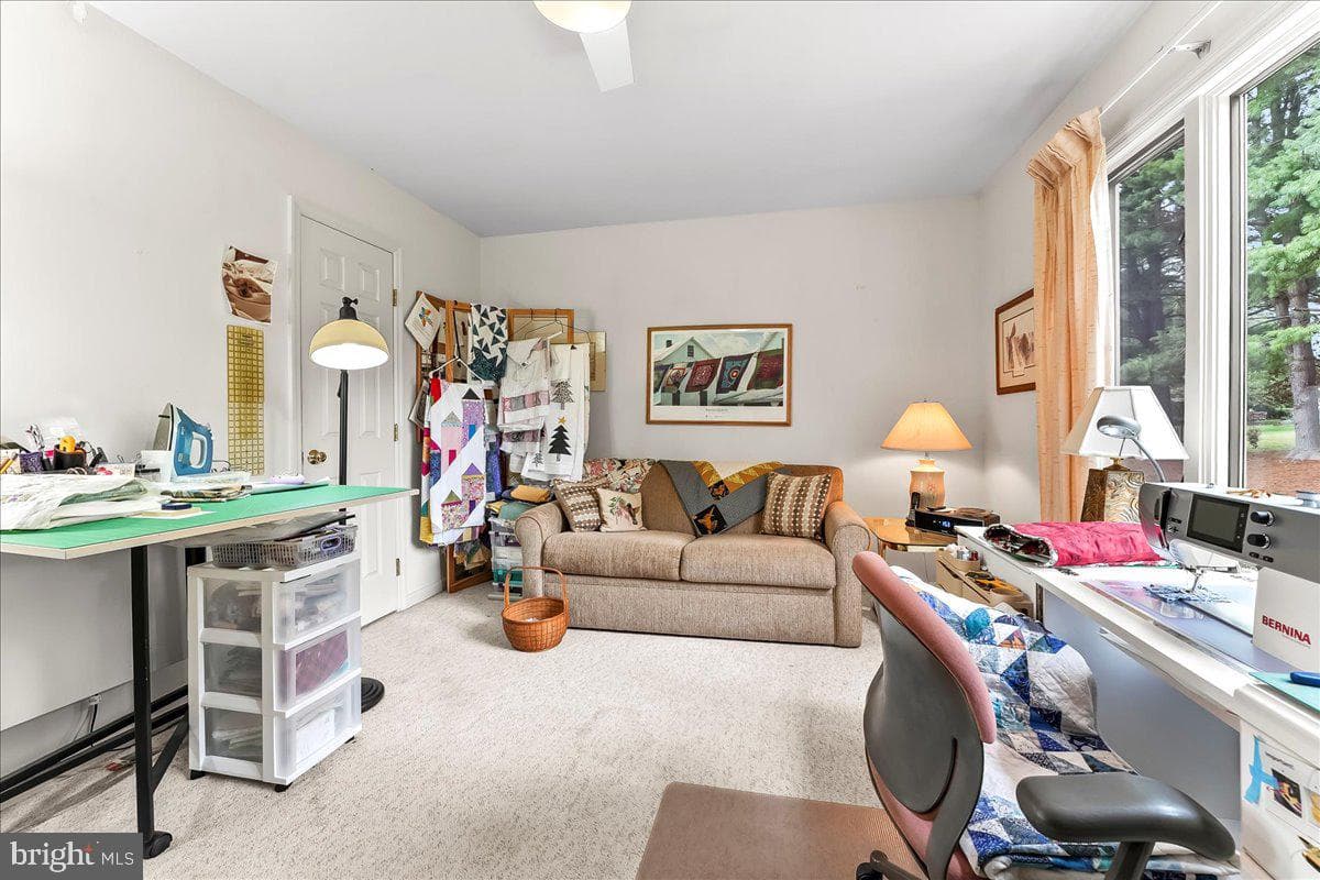 19 Toft Woods Way photo 42