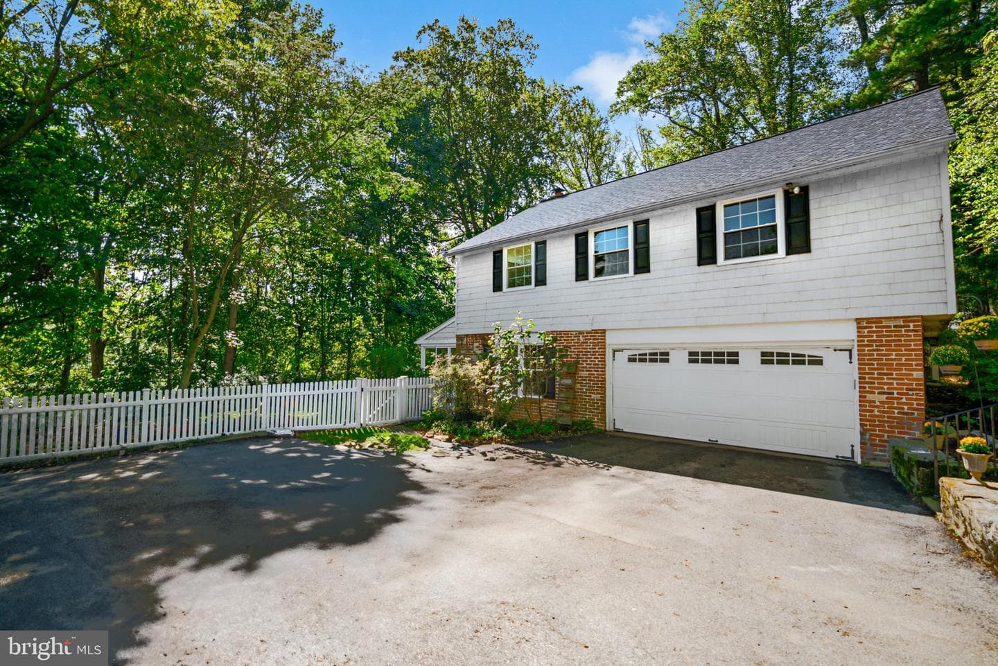 621 Berry Lane photo 34