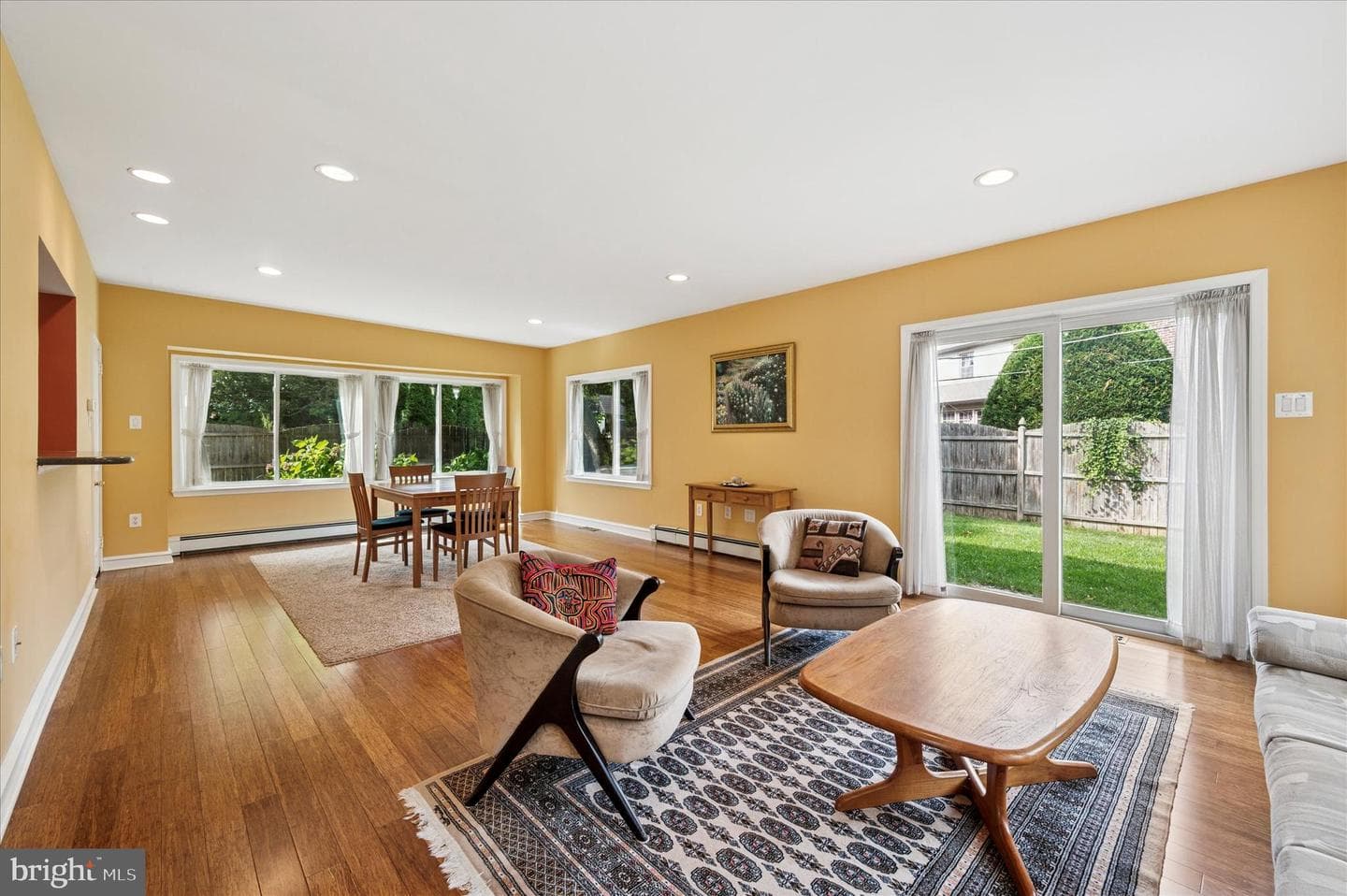 2221 Hillcrest Road photo 11