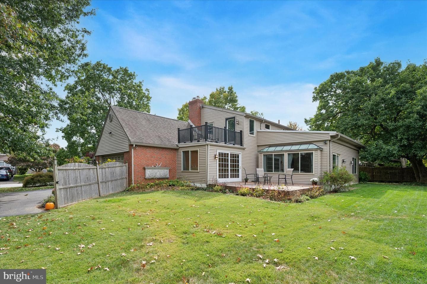 2221 Hillcrest Road photo 42