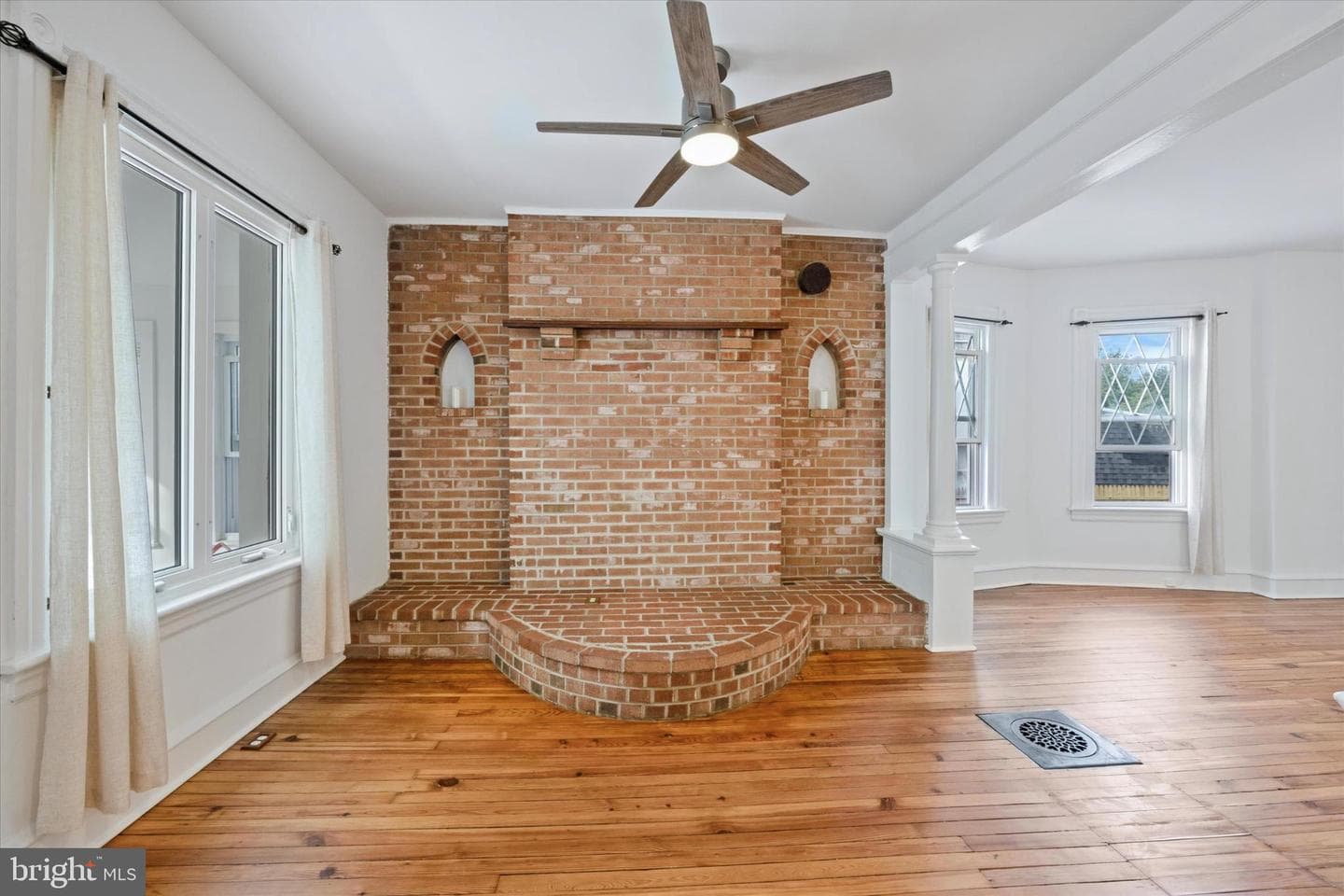 221 Highland Avenue photo 5