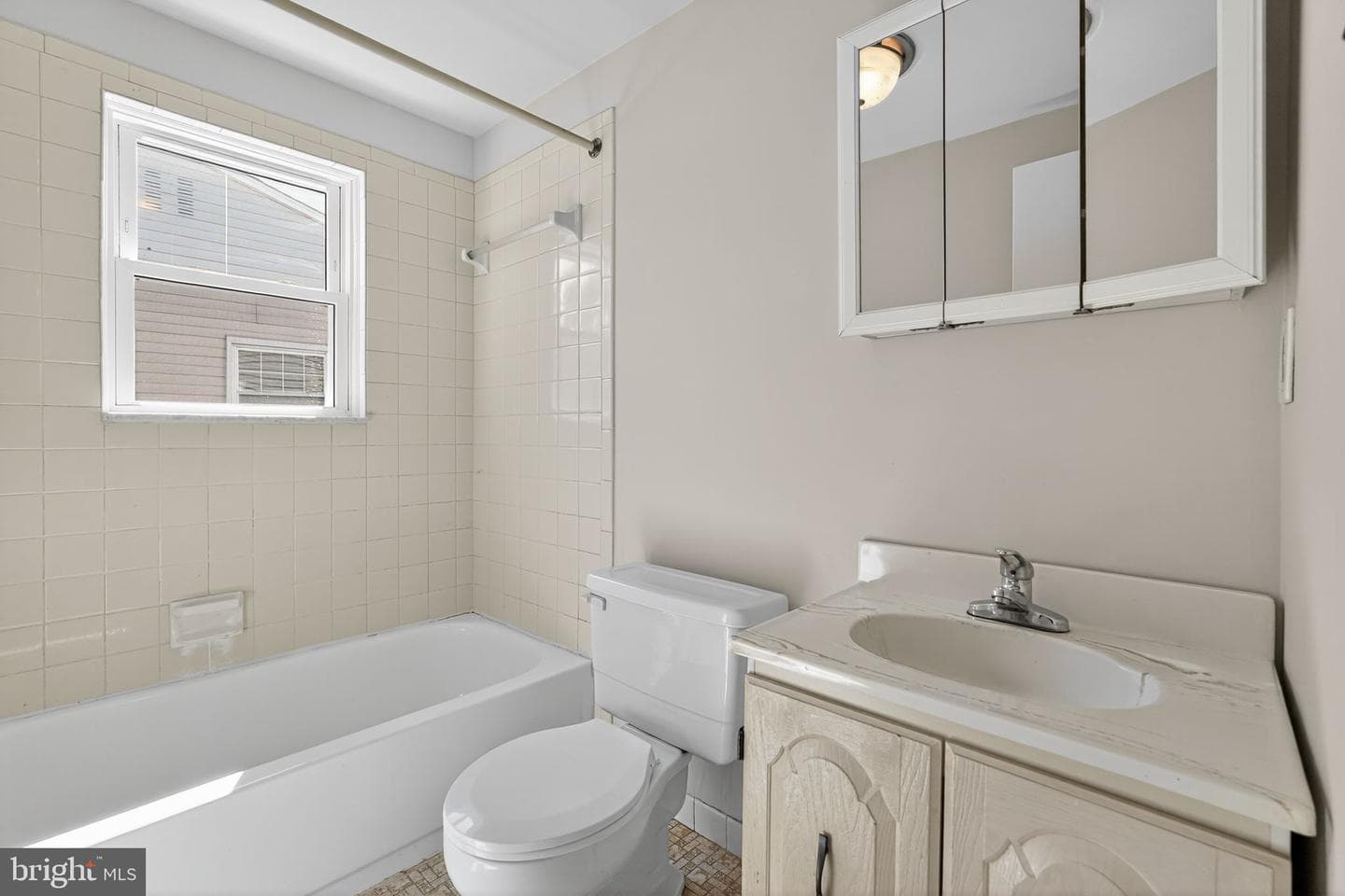 533 Crotzer Avenue photo 22