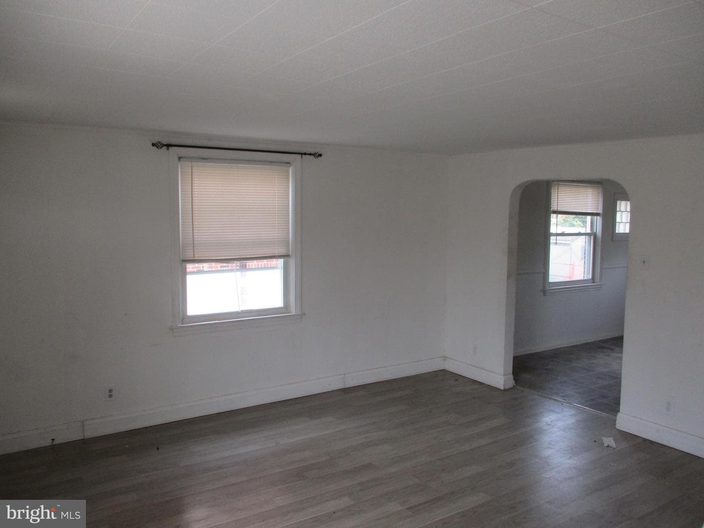 650 Clymer Lane photo 3