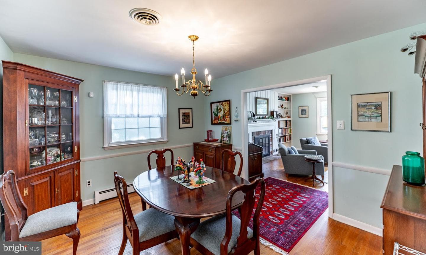 127 Deerfield Road photo 16