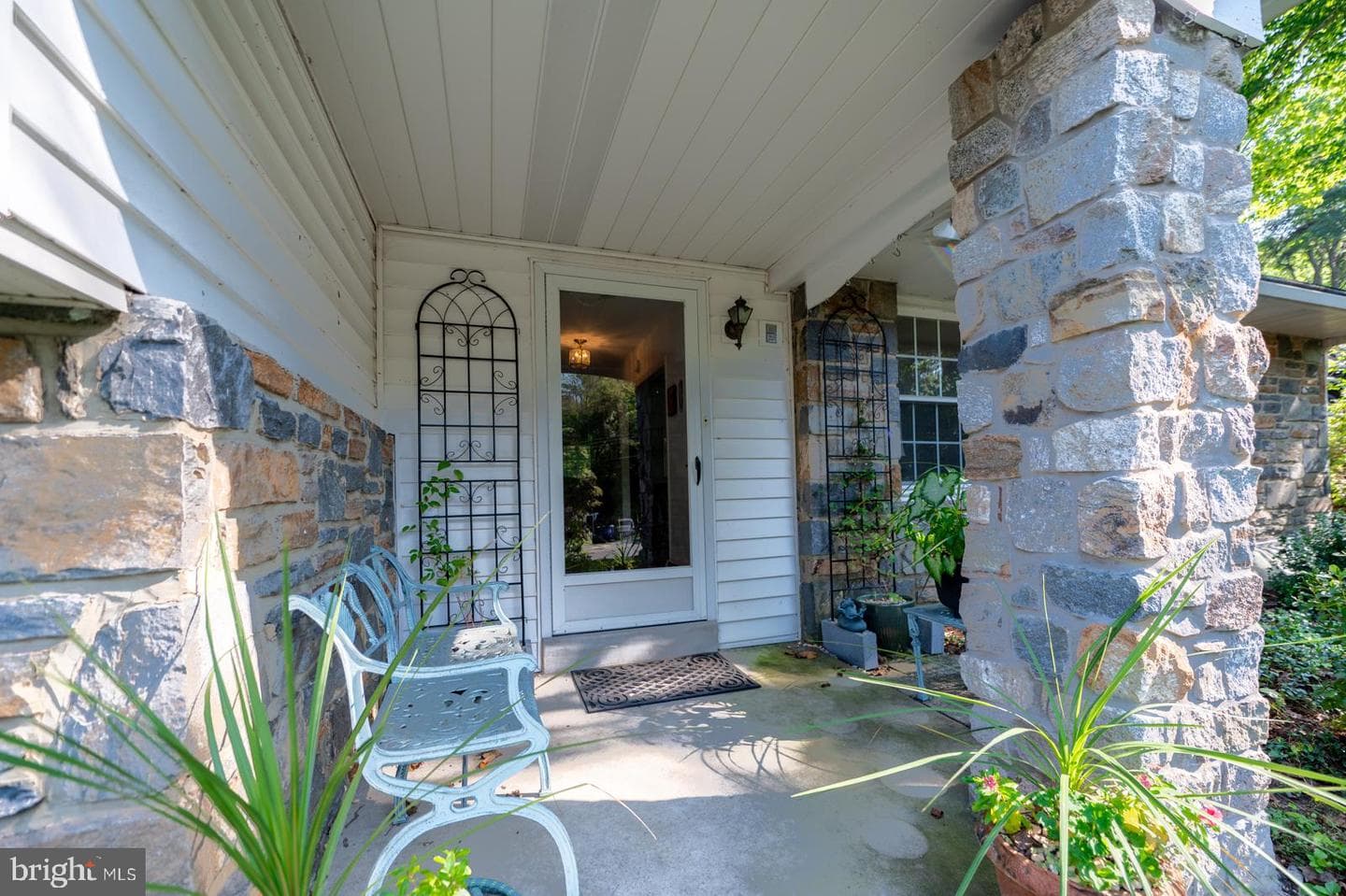 127 Deerfield Road photo 4